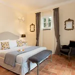 Vila Iole 20, Emma