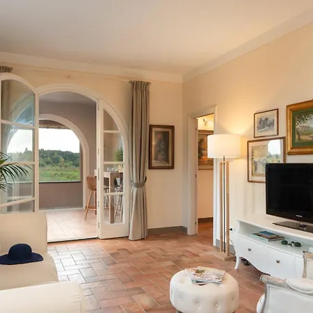 Villa Iole 14, Emma